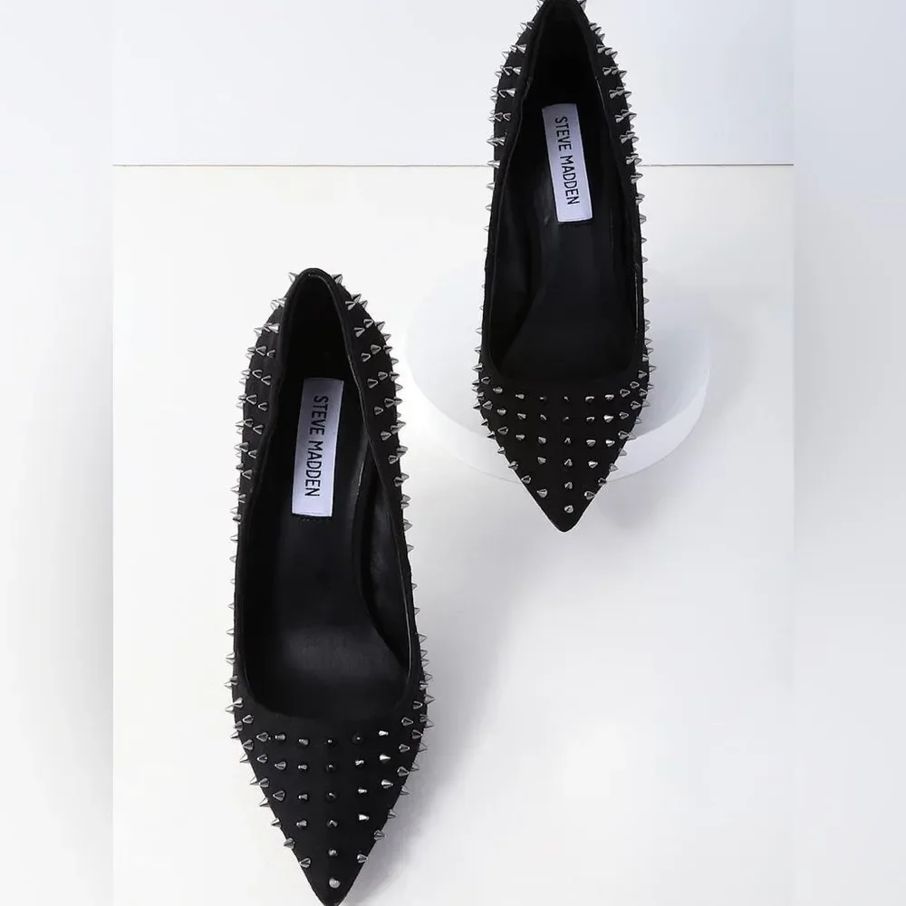New Daisie-S Black Suede Studded Pumps Size 5.5
